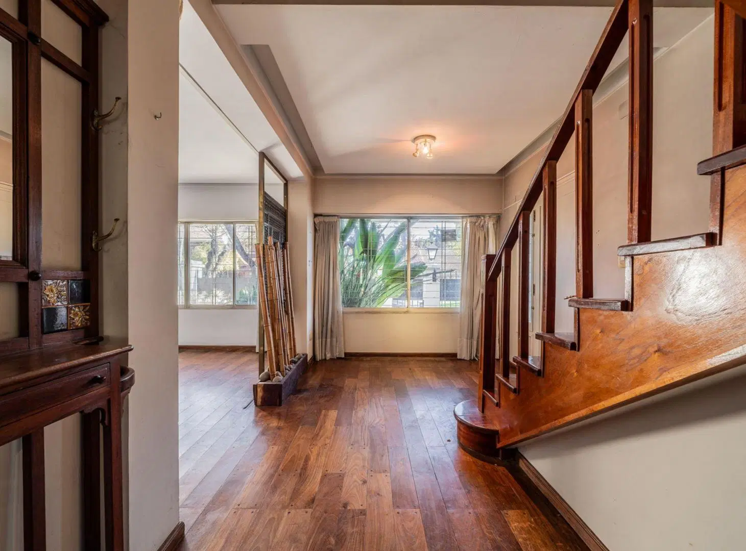 Venta Casa 7 Amb., Garage y parque, Monte Grande 3