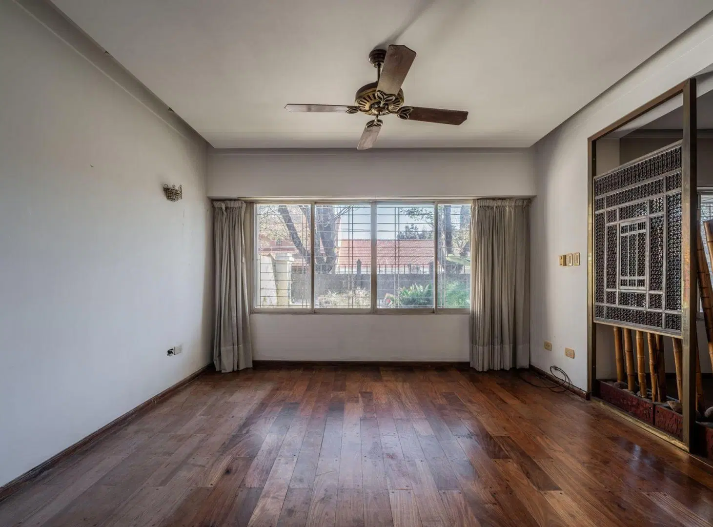 Venta Casa 7 Amb., Garage y parque, Monte Grande 8