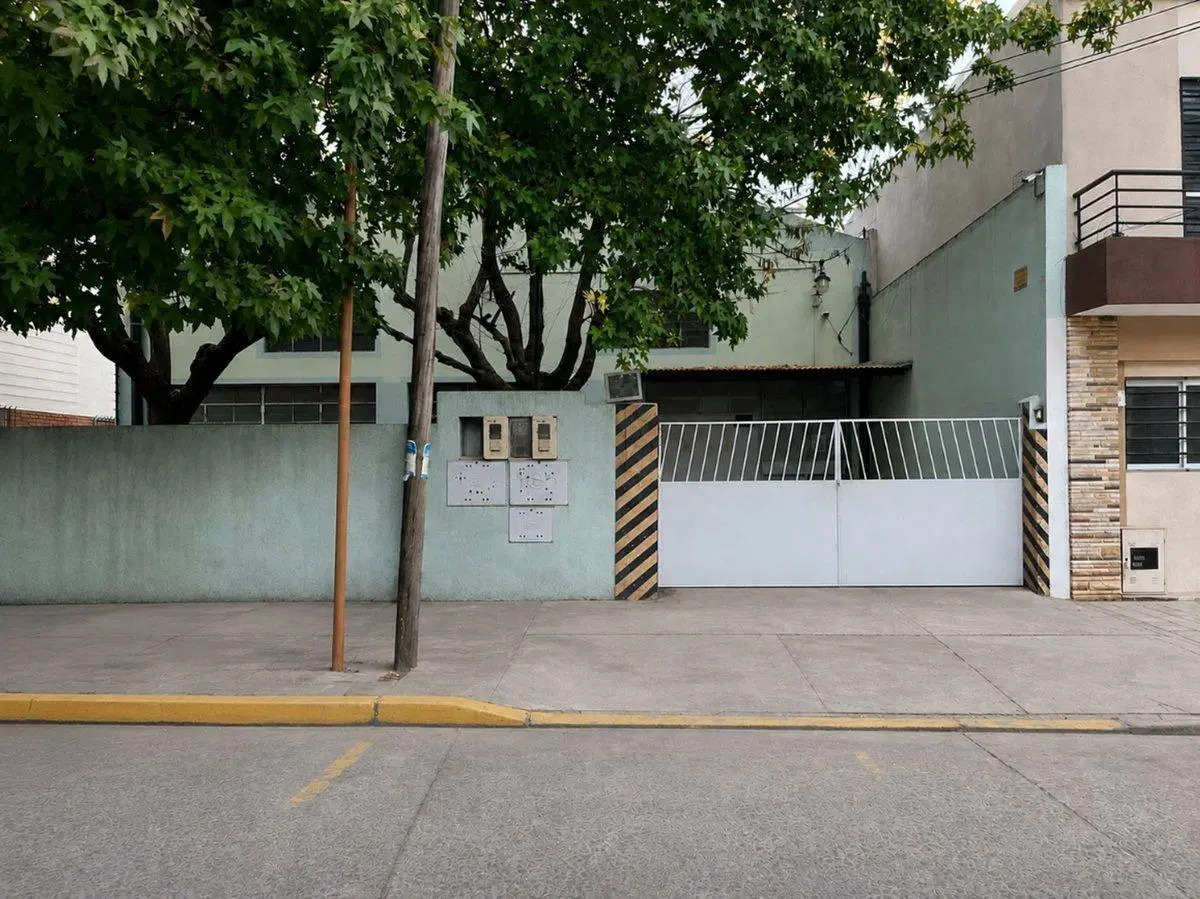 GALPON DEPOSITO EN VENTA EN QUILMES 6