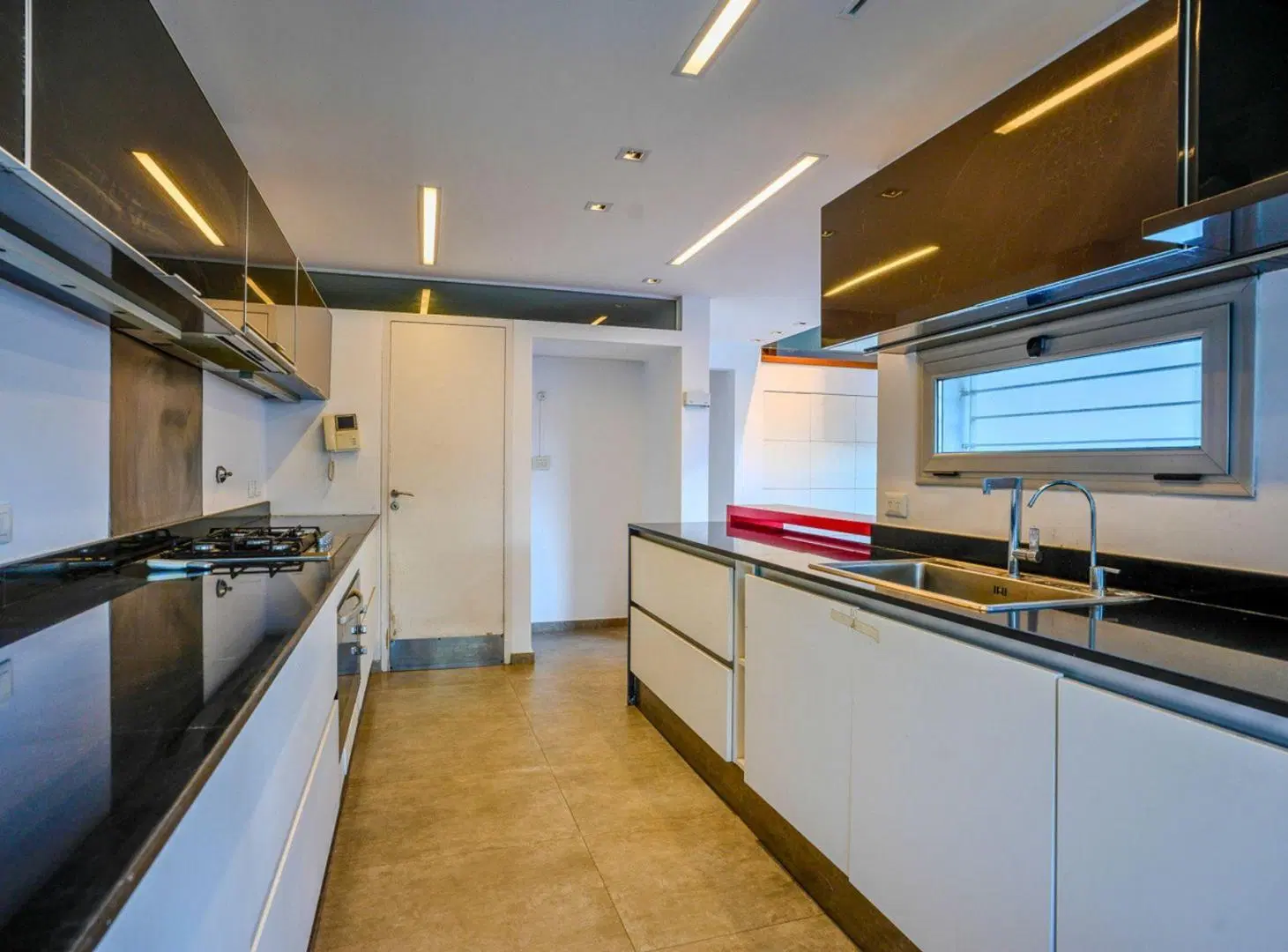 CASA EN VENTA EN BARRIO NORTE (37 e/ 10 y 11) 3