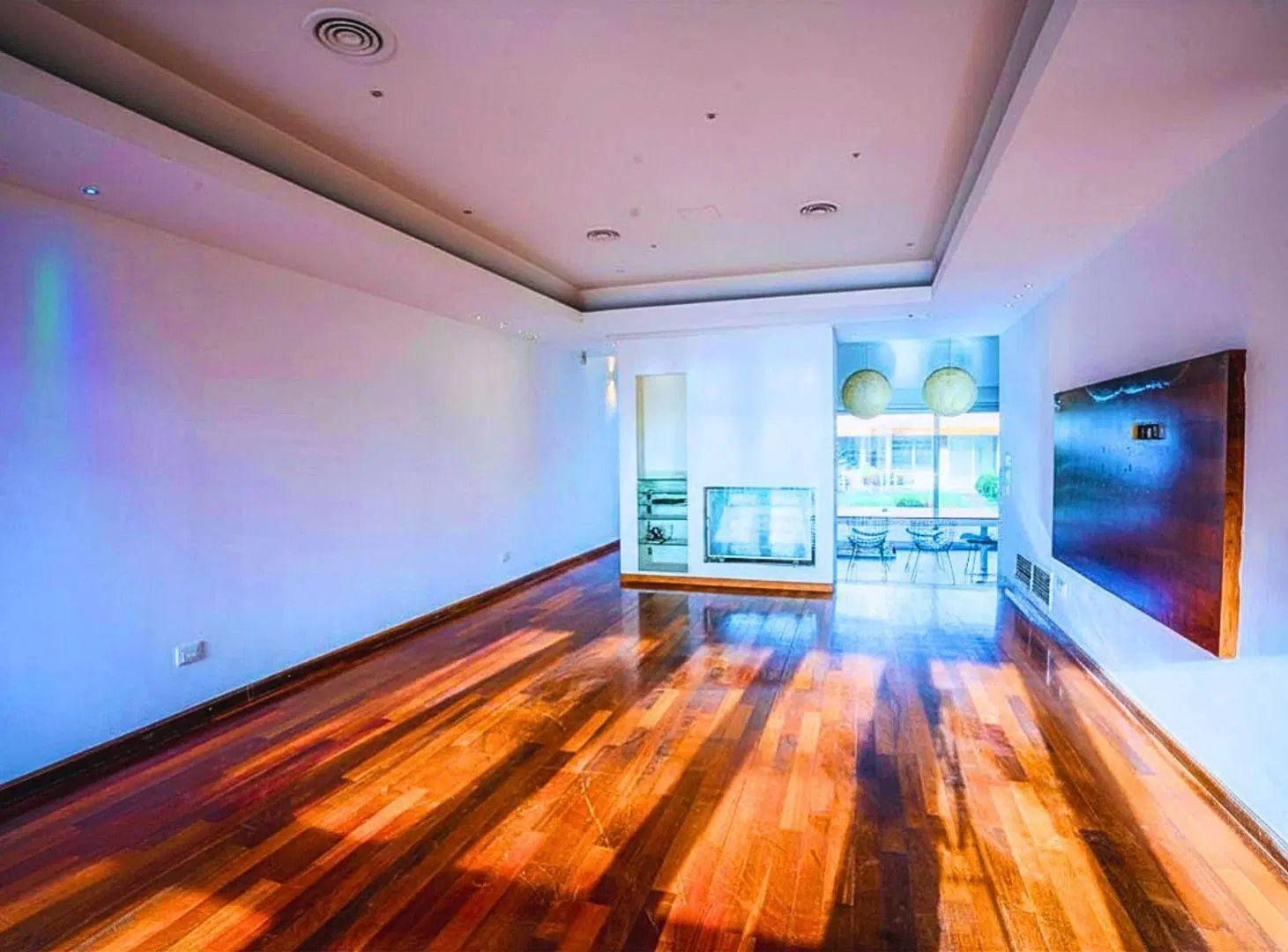 CASA EN VENTA EN BARRIO NORTE (37 e/ 10 y 11) 4