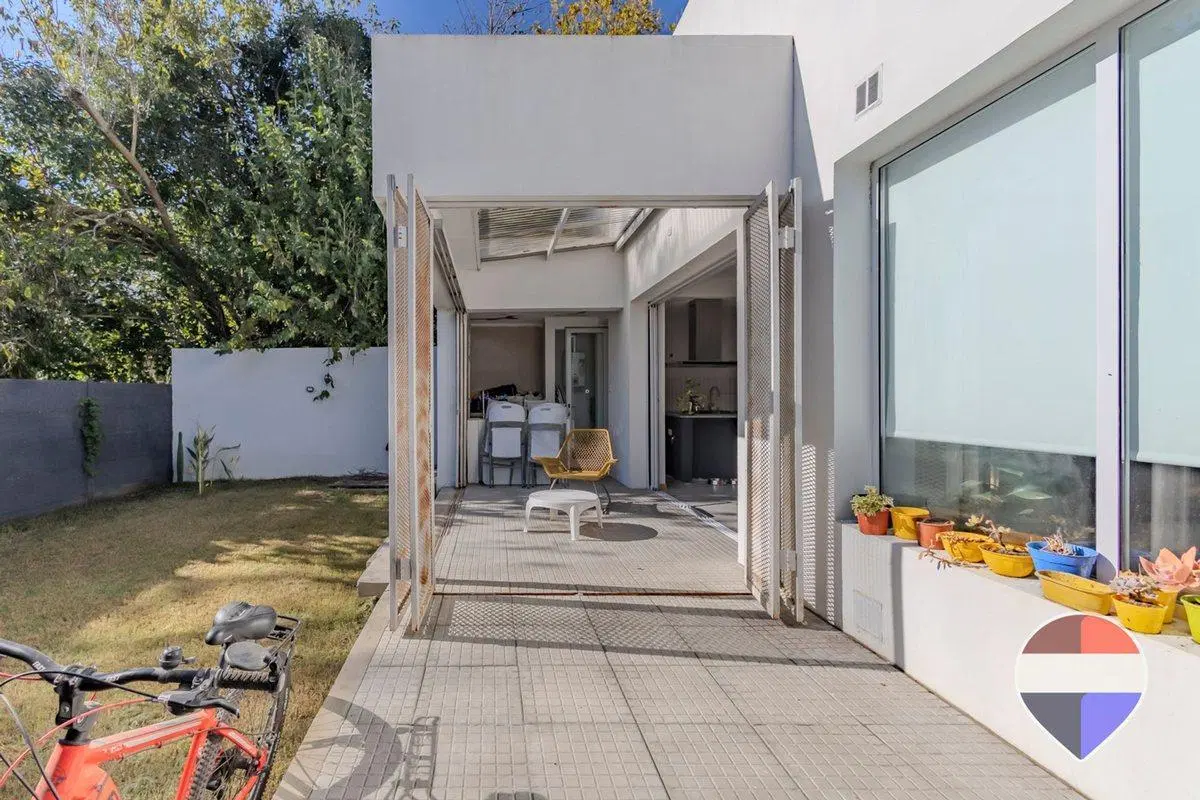 CASA EN VENTA EN LA PLATA 3