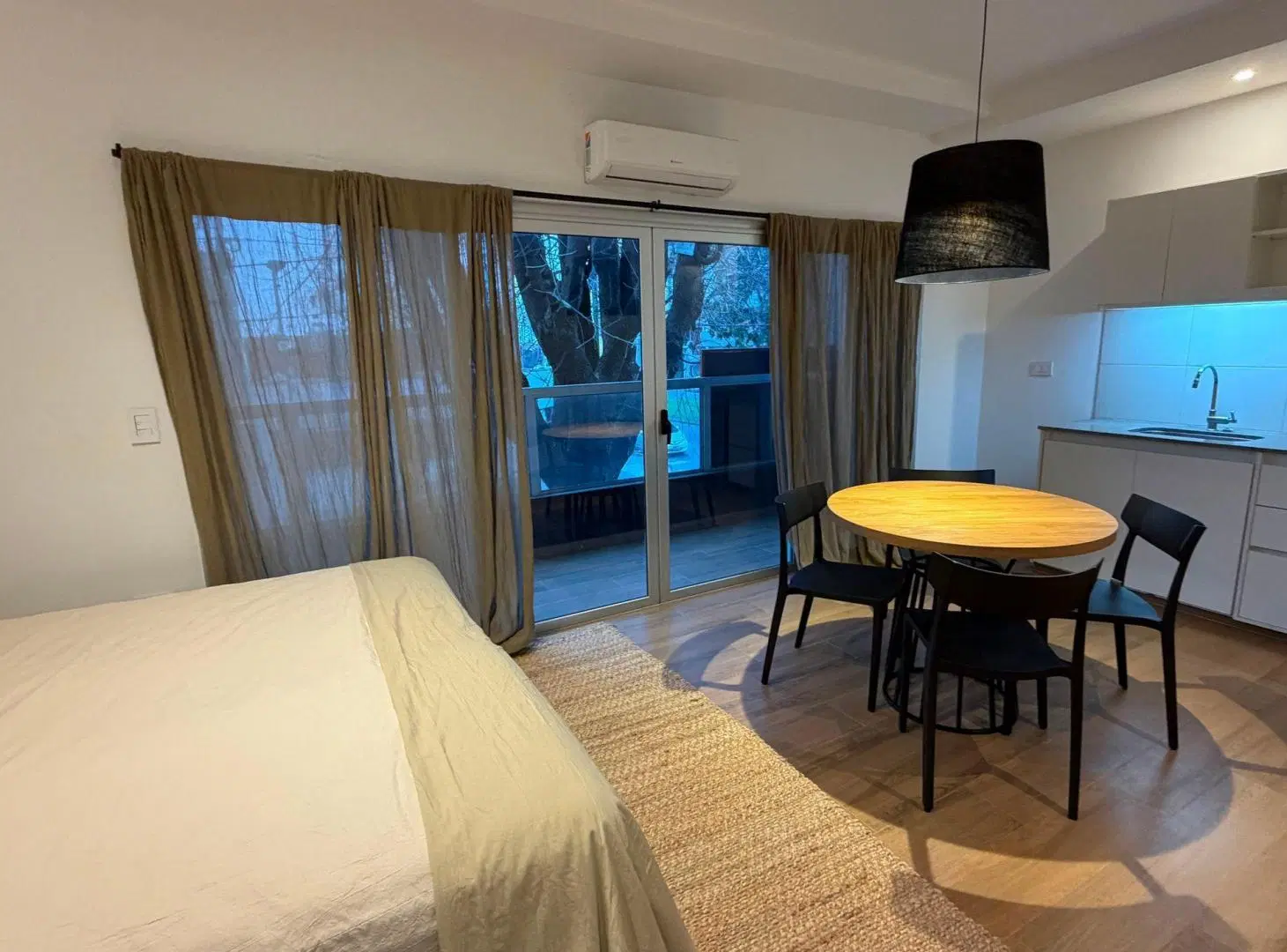 MONOAMBIENTE EN LA PLATA VENTA 4
