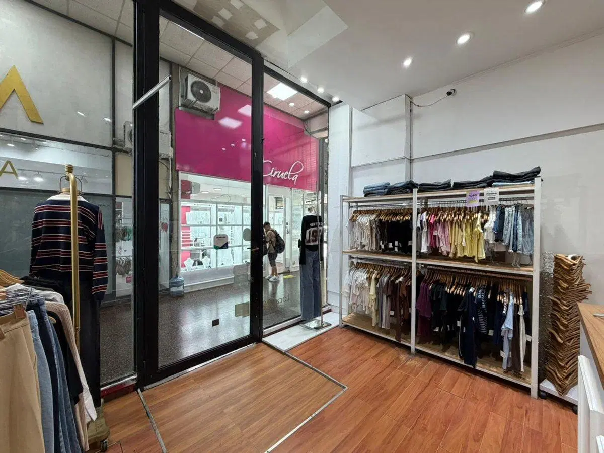 LOCAL EN VENTA EN LA PLATA 6