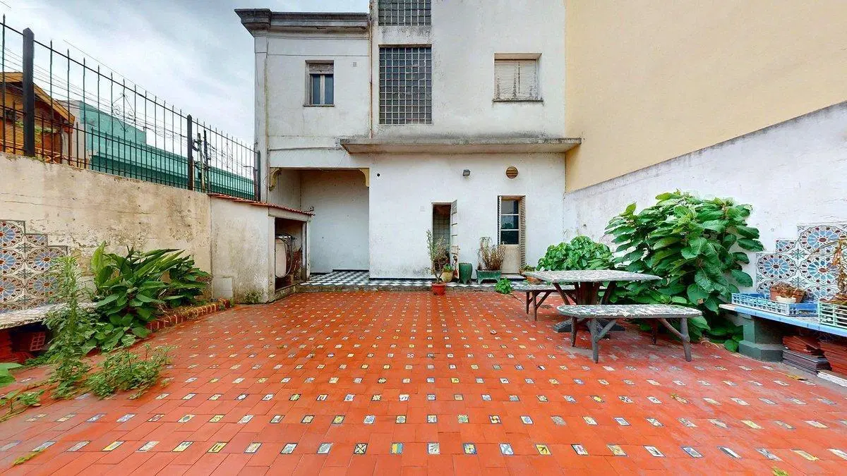 CASA VENTA EN AVELLANEDA Quinta Galli Crucesita 3
