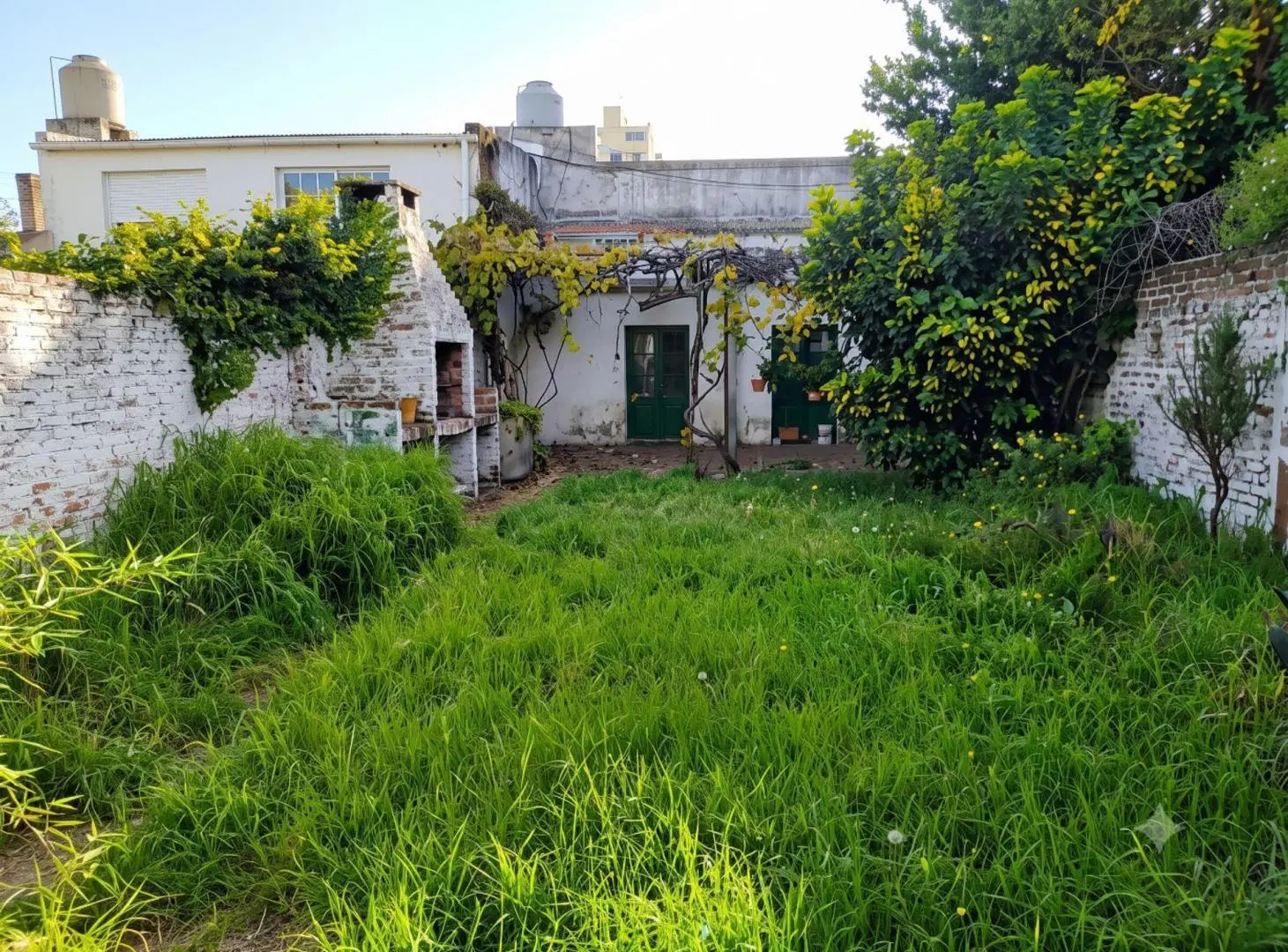 VENTA DE CASA A REFACCIONAR EN LA PLATA 2