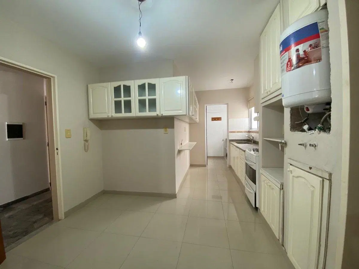 DEPARTAMENTO 3 DORMITORIOS VENTA CENTRO LA PLATA 8