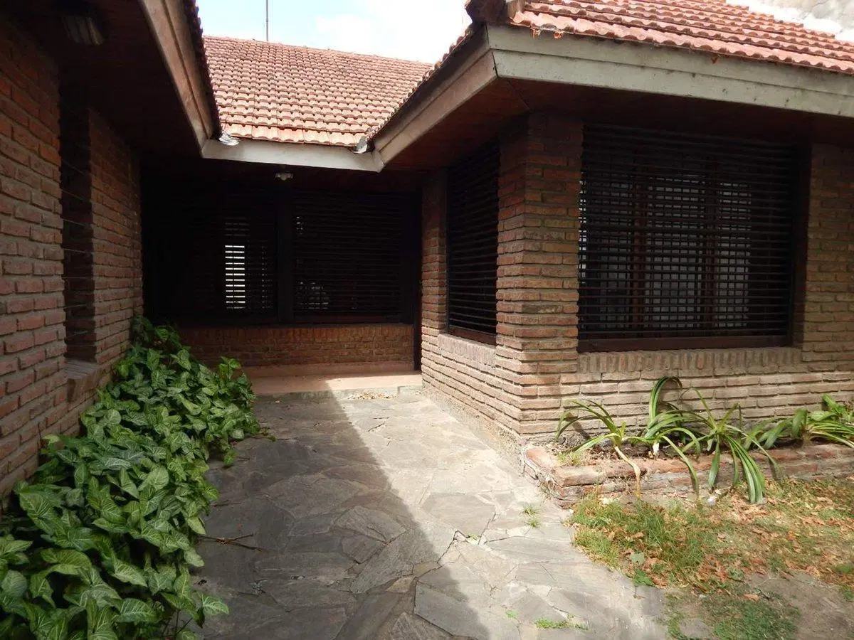 Casa en venta Casco La Plata 4