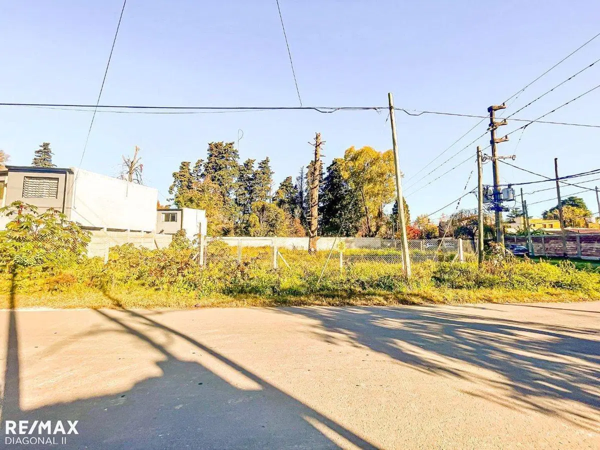 LOTE EN VENTA ENTRE CAMINOS – CITY BELL 8