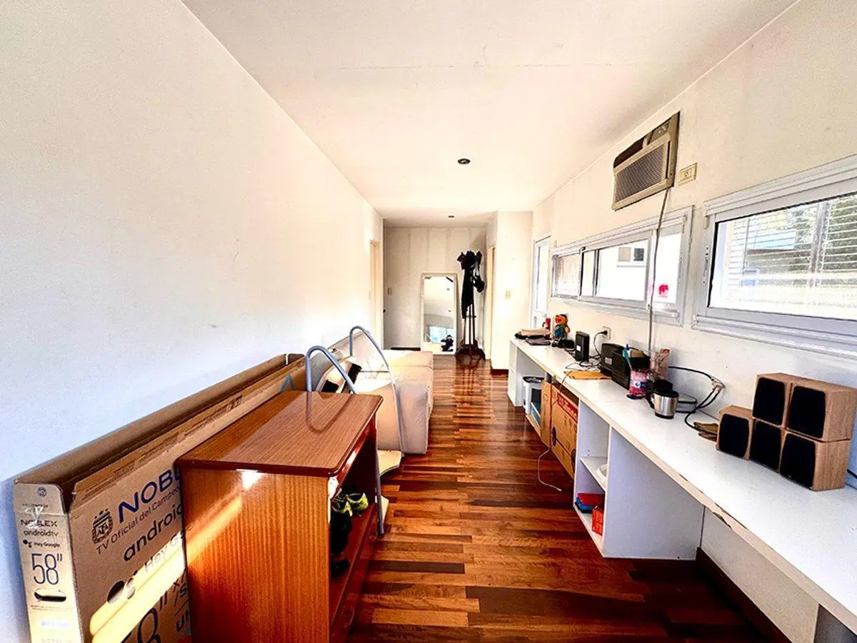 CASA EN VENTA LA PLATA 8