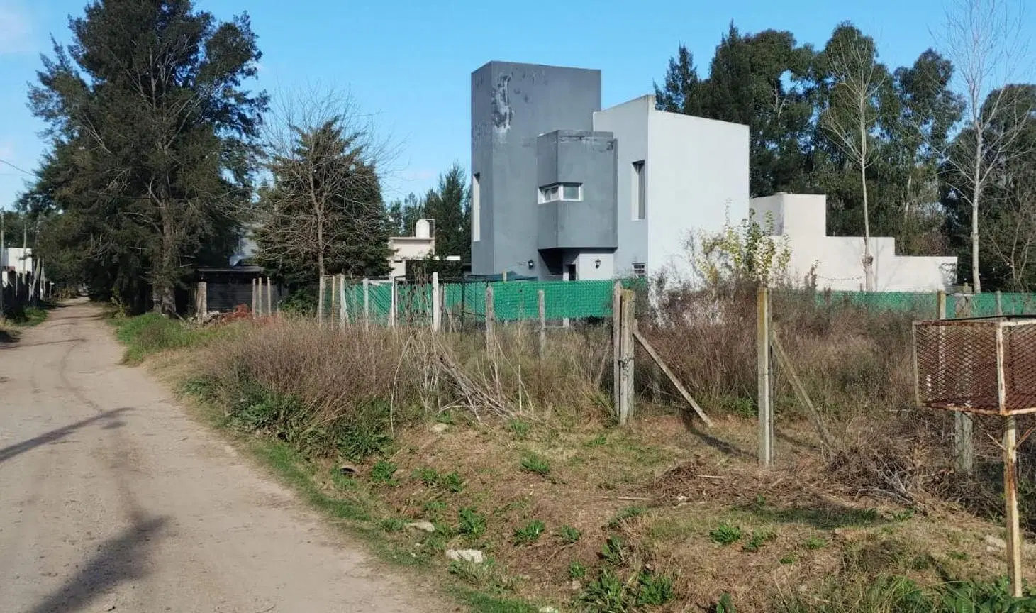 Lote en VENTA en Parque Sicardi 300 m2 aprox. 2