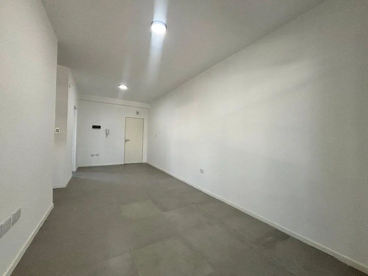 Venta departamento un dormitorio y balcon La Plata 3