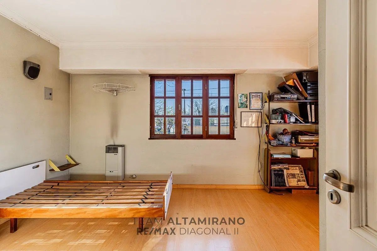 CASA EN VENTA 2 DORMITORIOS EN BERISSO 8