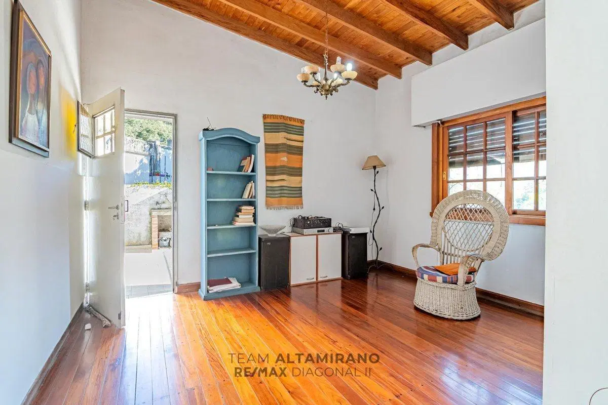 CASA EN VENTA EN LA PLATA, 4 dormitorios, 4 y 62 2