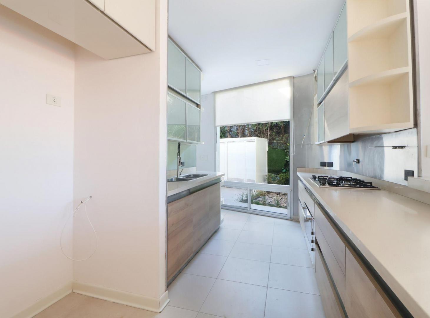 Foto de Casa en Venta Barrio Los Ombues Rincon de Milberg, imagen 1