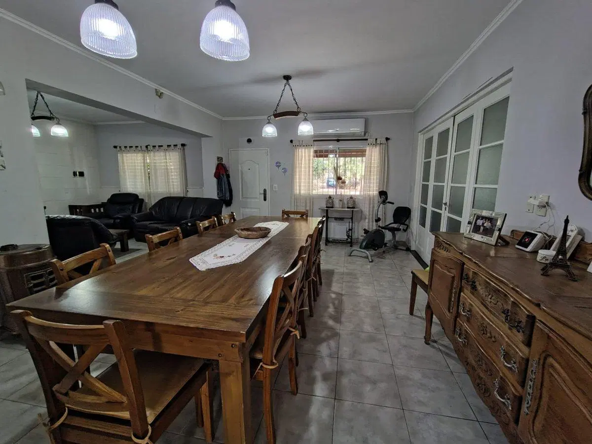 CASA QUINTA EN VENTA FLORENCIO VARELA 3