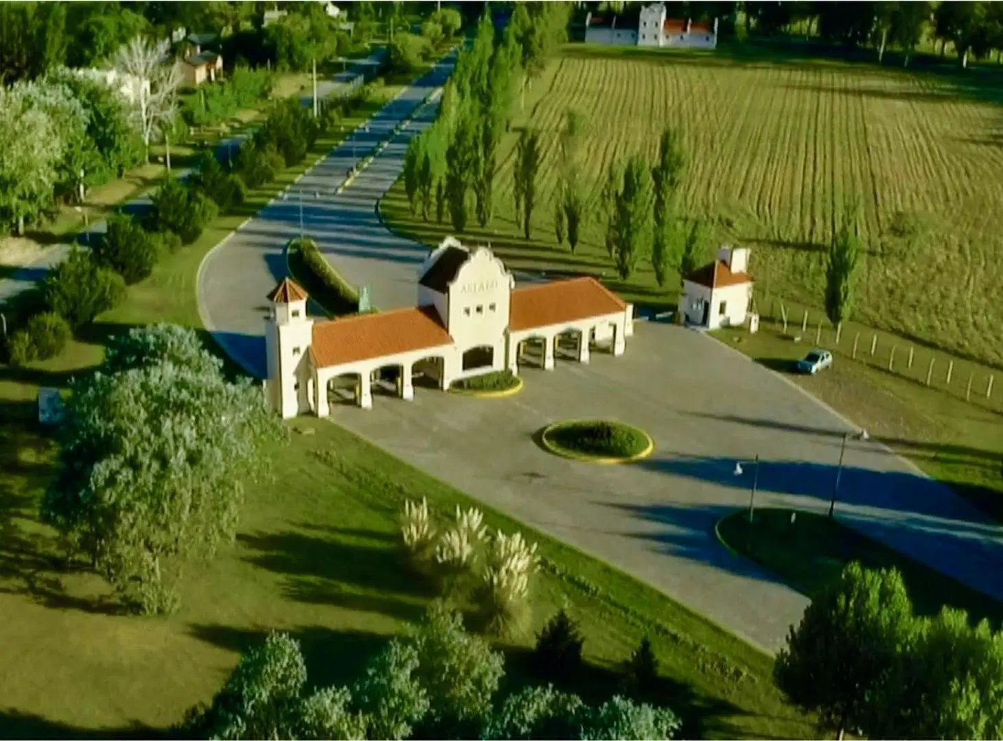 Lote en VENTA en La Victoria Polo Country Club 3