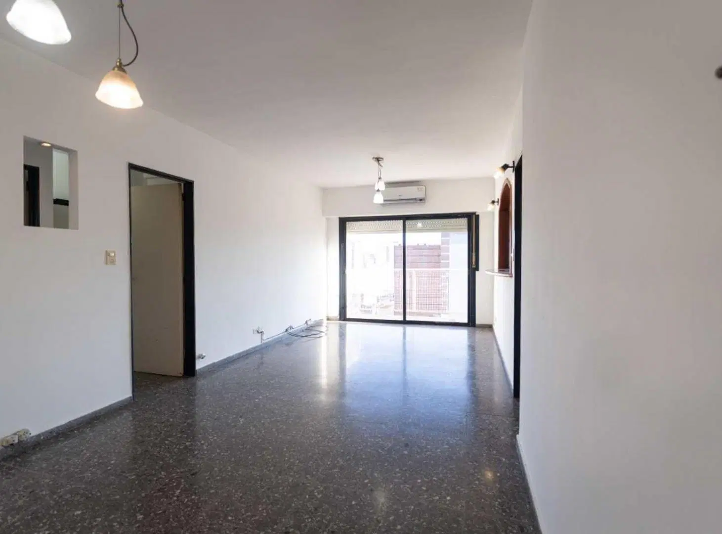DEPARTAMENTO EN VENTA QUILMES CENTRO 8