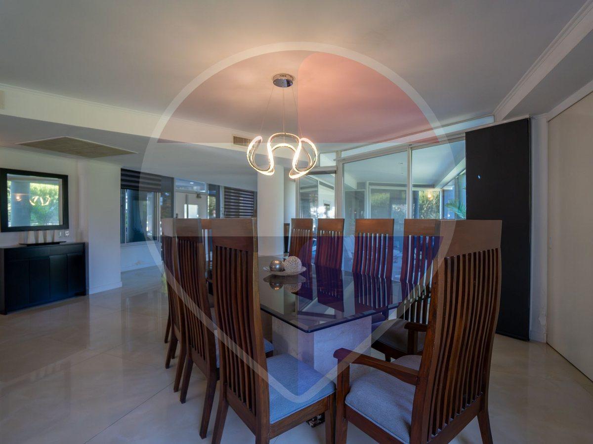 CASA EN VENTA ABRIL CLUB DE CAMPO