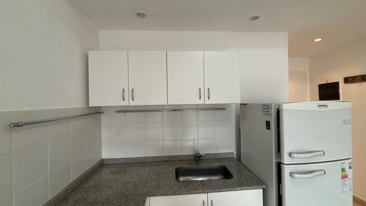 Foto de Venta Departamento Monoambiente en Monserrat, imagen 1