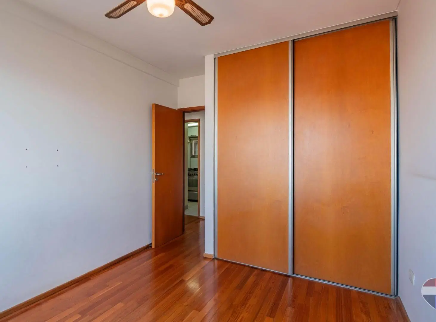 DEPARTAMENTO EN VENTA LA PLATA 8