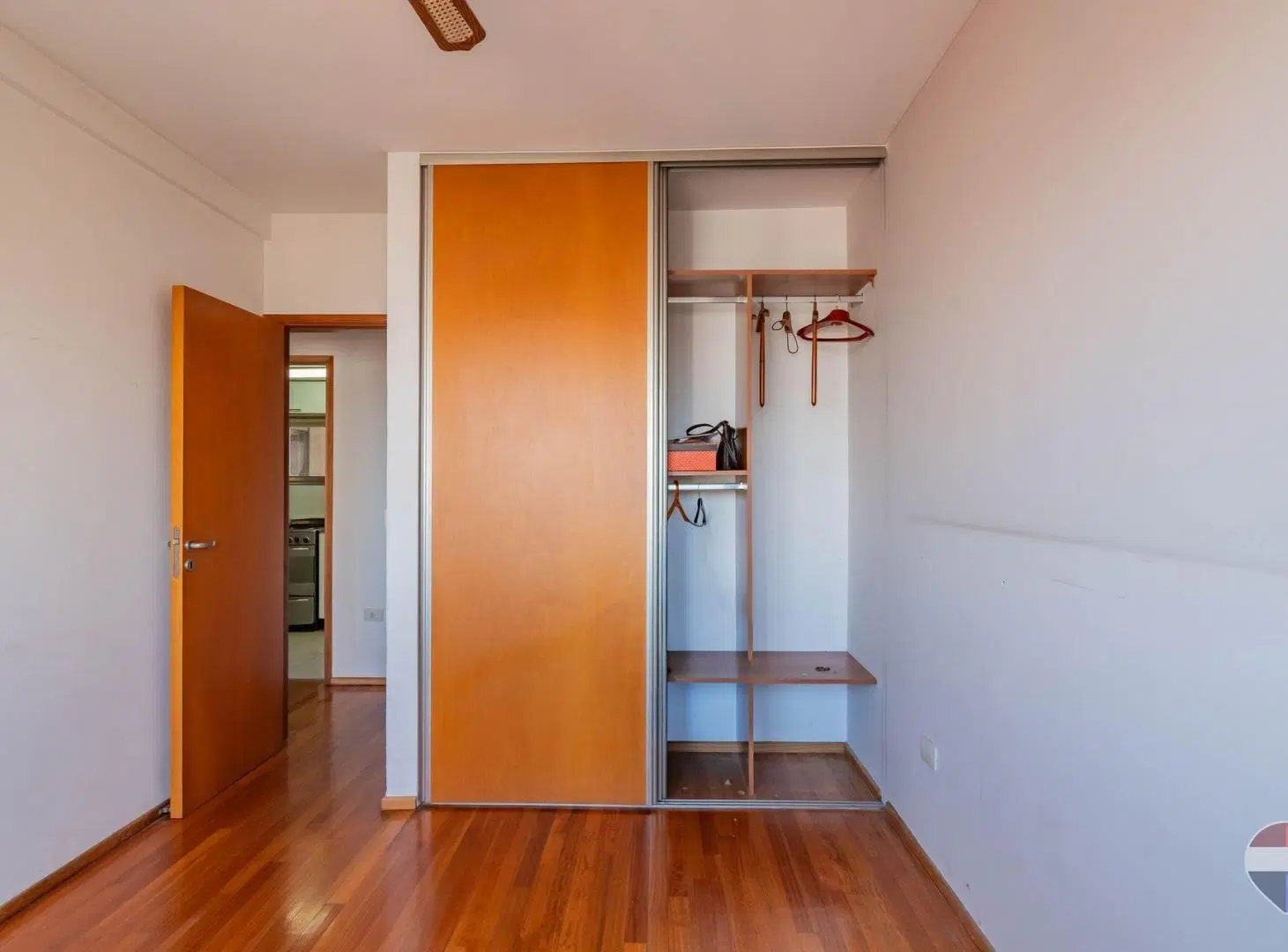 DEPARTAMENTO EN VENTA LA PLATA 4