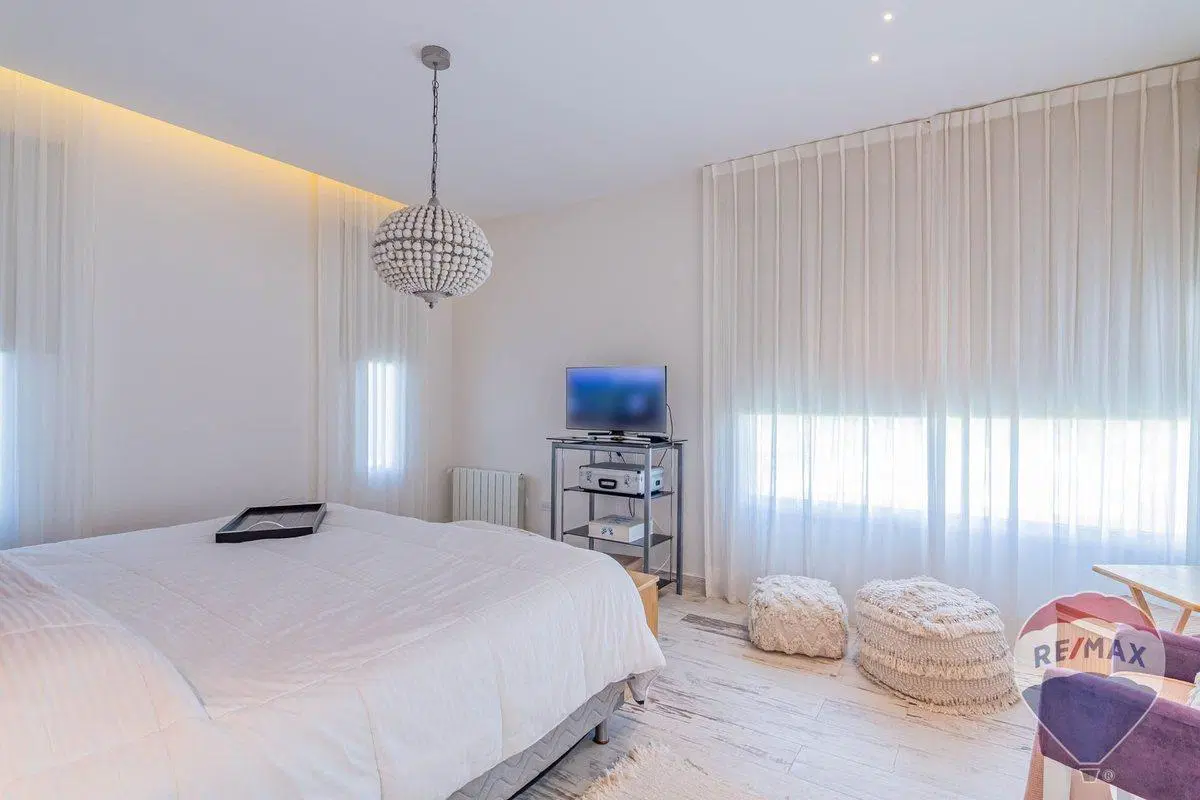 CASA EN VENTA EN CAMPOS DE ROCA 8