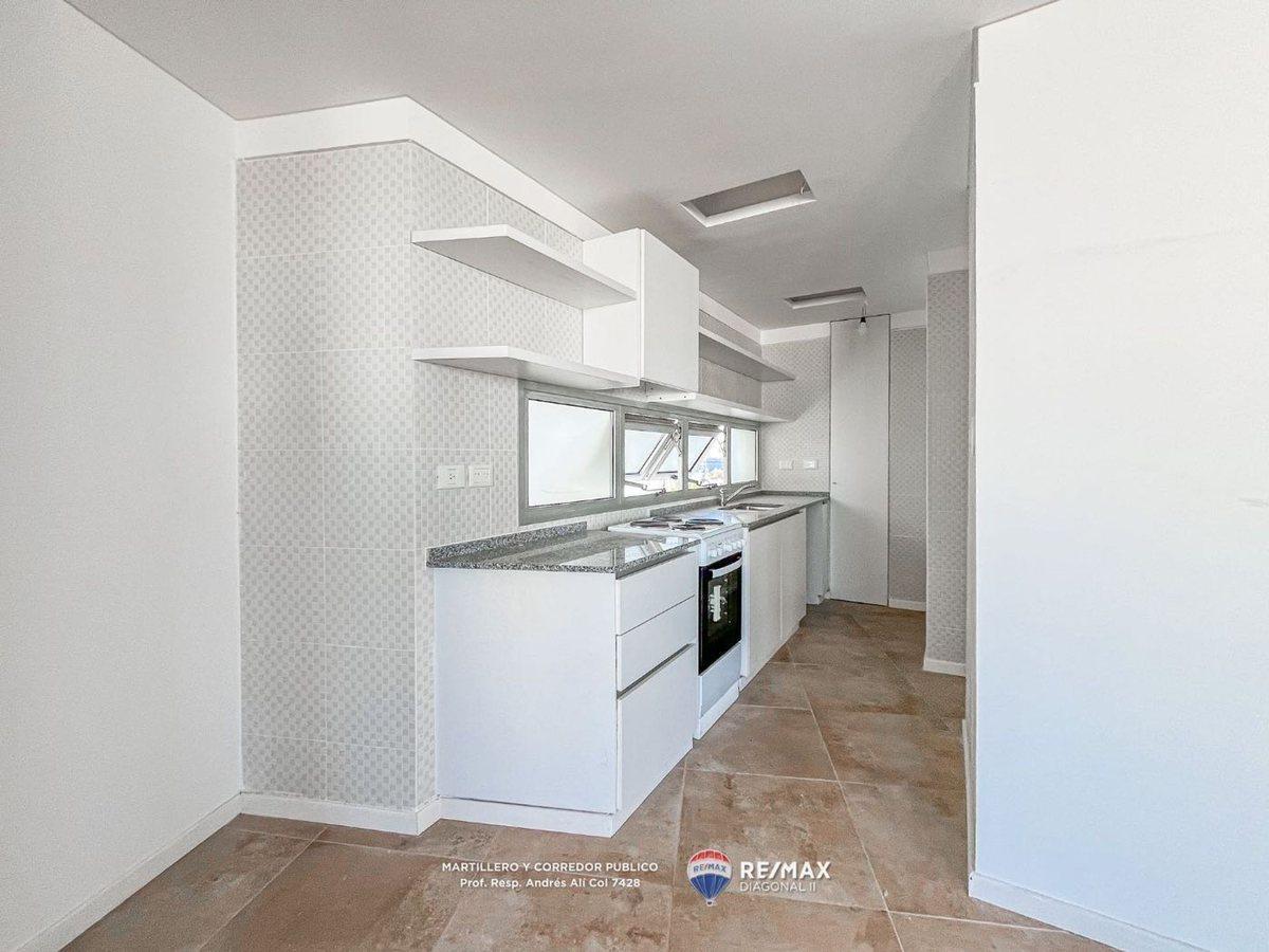 Foto de DEPARTAMENTO EN VENTA CON COCHERA EN LA PLATA, imagen 5