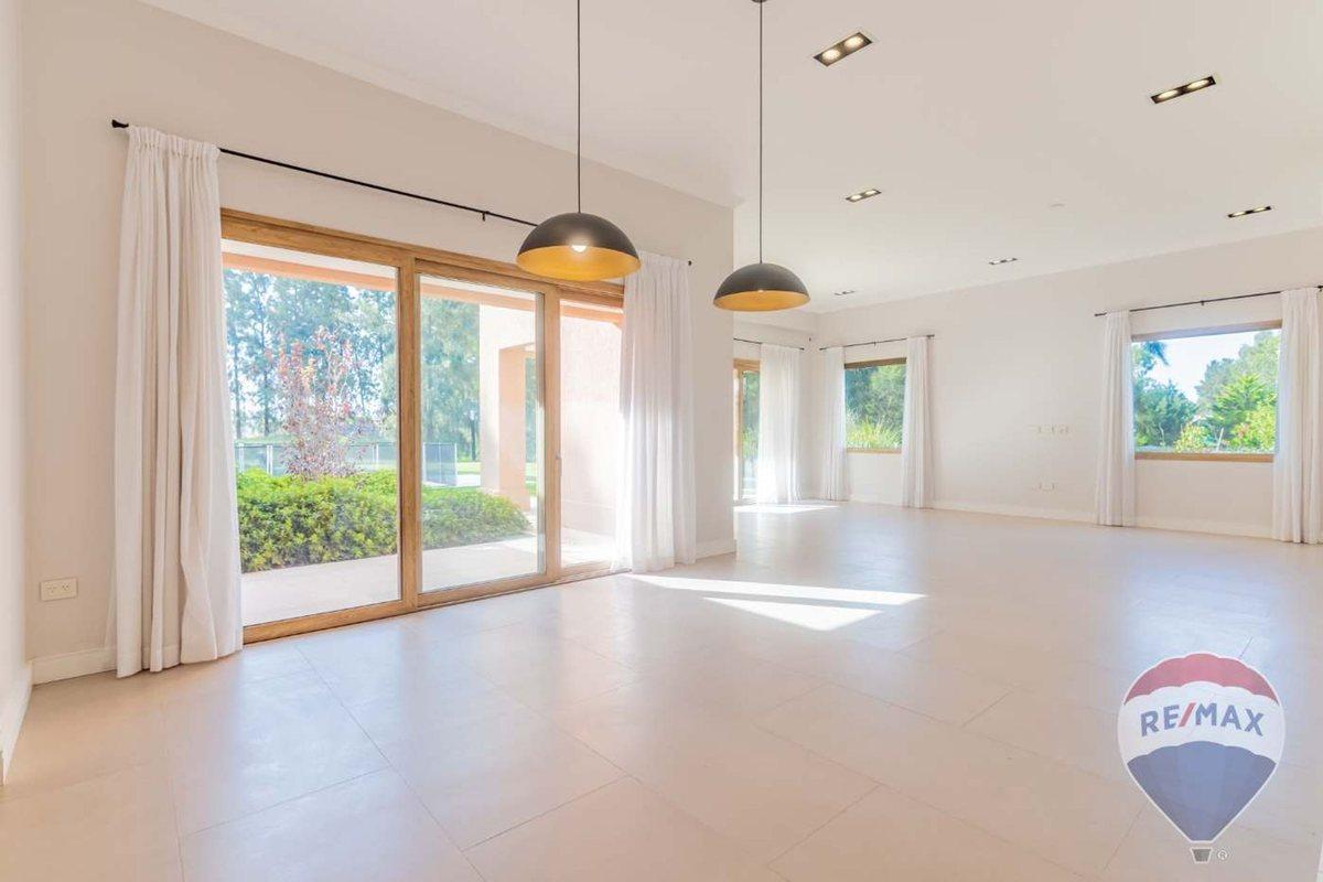 Foto de CASA EN VENTA EN MIRALAGOS 1, imagen 2