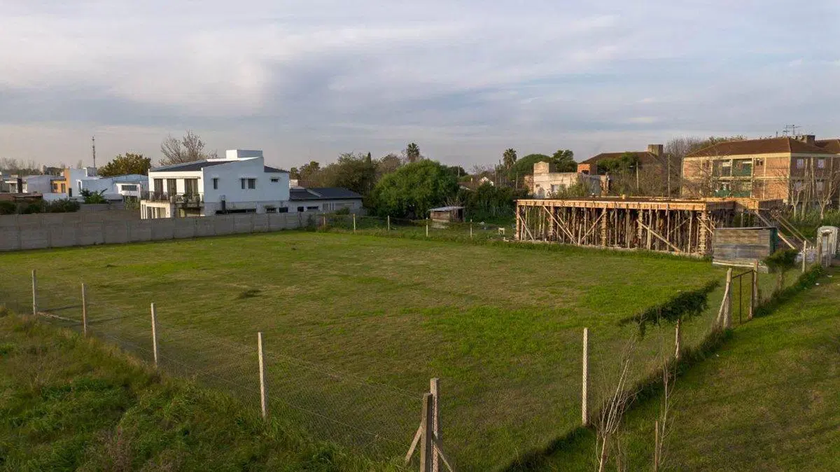 TERRENO EN VENTA EN GONNET 3