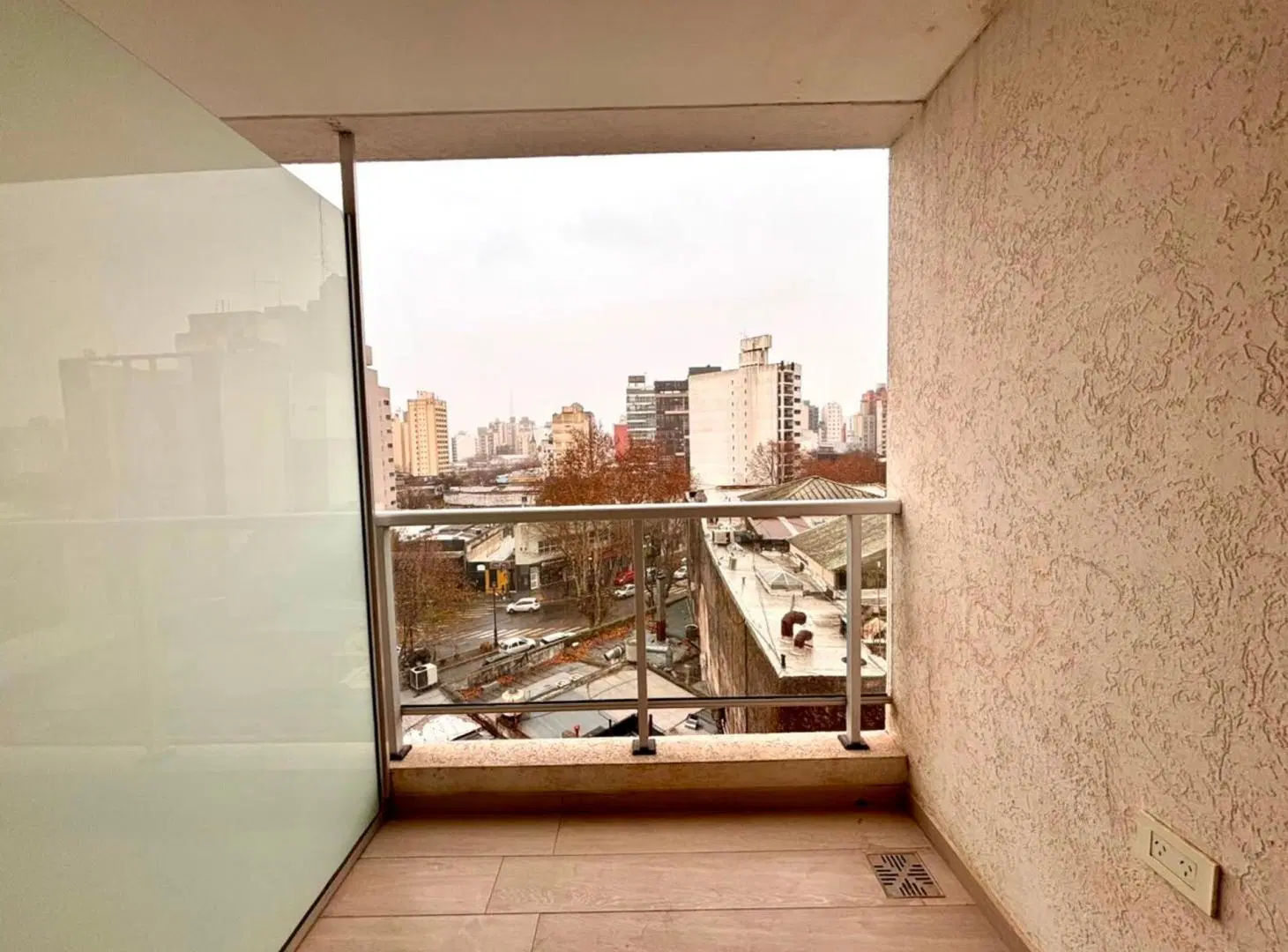 DEPARTAMENTO 1 DORMITORIO EN VENTA LA PLATA 3