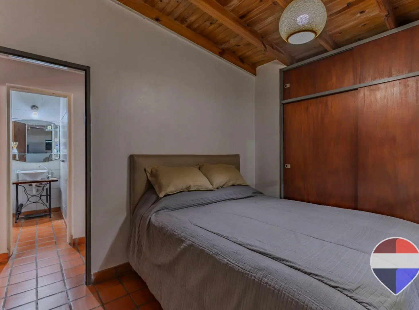 CASA EN VENTA EN CITY BELL 3