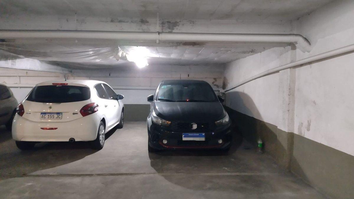 Foto de Cochera en venta en La Plata, imagen 1