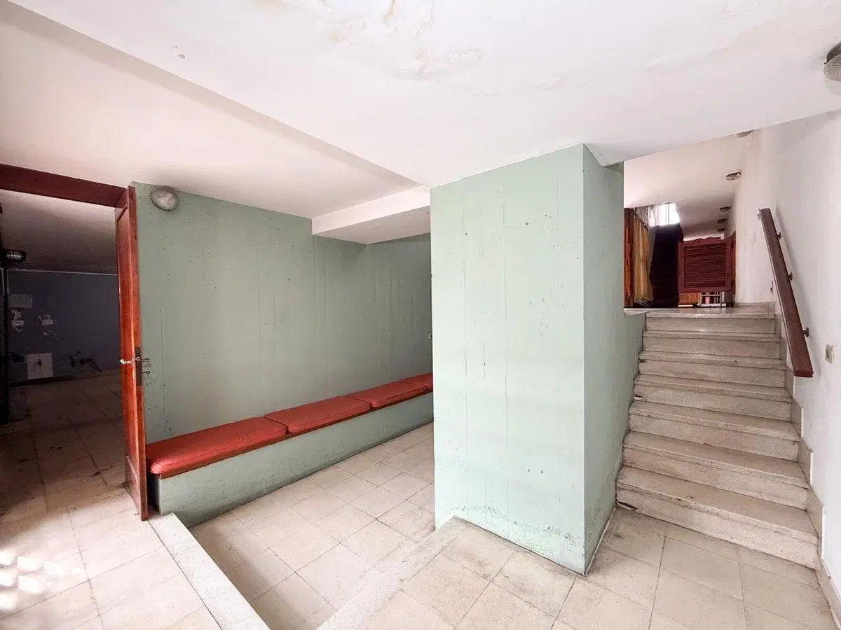 CASA 4 DOMITORIOS VENTA LA PLATA PARQUE Y PILETA 5