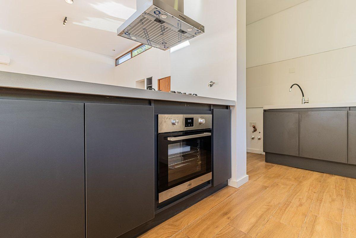 Foto de CASA EN VENTA EN UNA SOLA PLANTA 3 DORMIS Y PILETA, imagen 5
