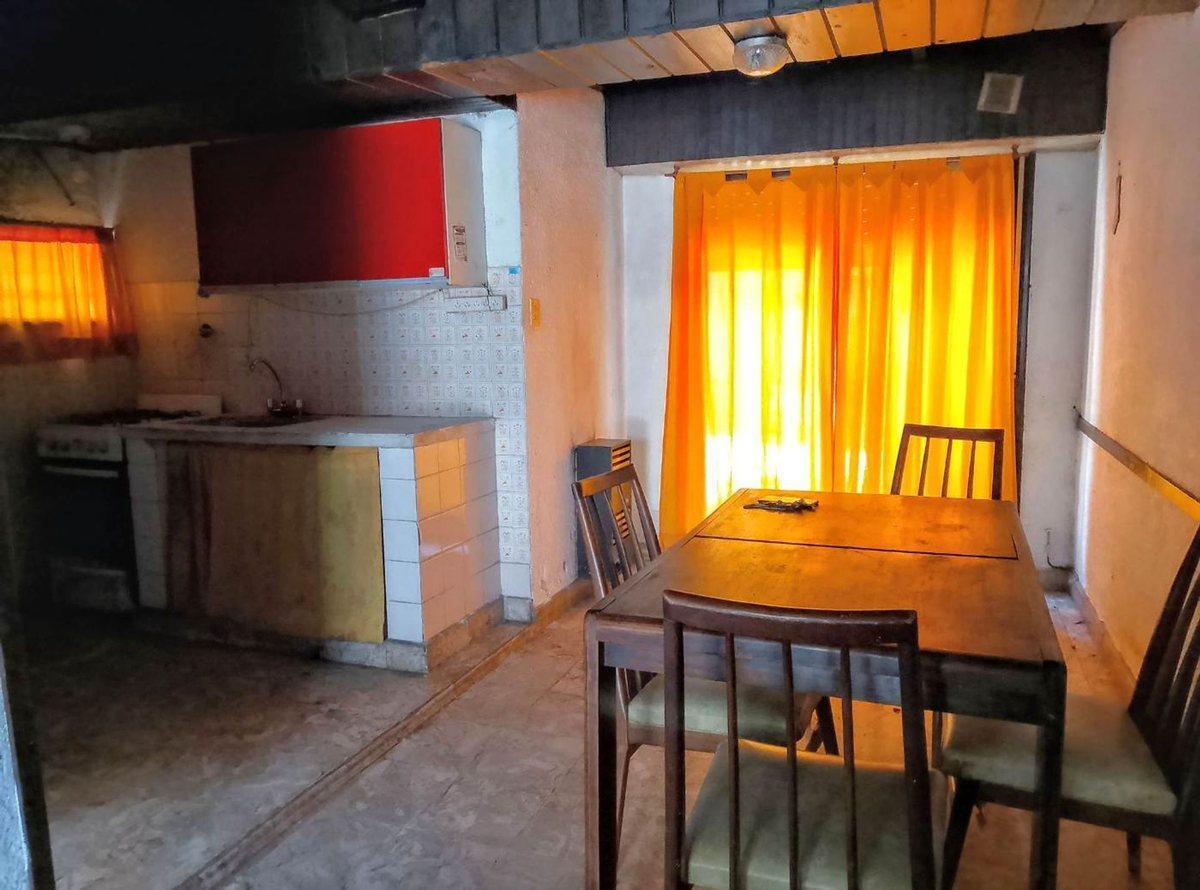 Foto de Casa en PH a remodelar o desarrollo en Berisso, imagen 2