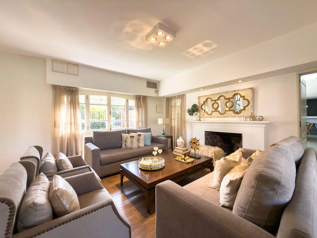 Casa en venta en Coronel Brandsen 5