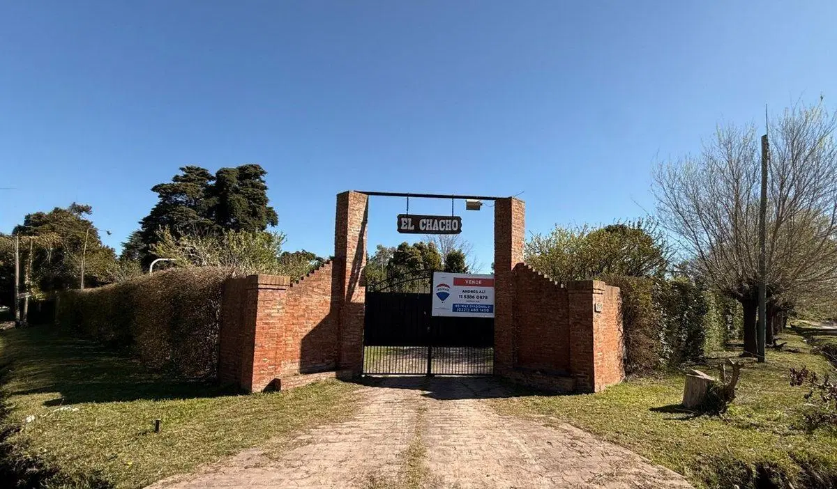 CASA QUINTA VENTA EL PATO QUINCHO PILETA -RETASADA 3