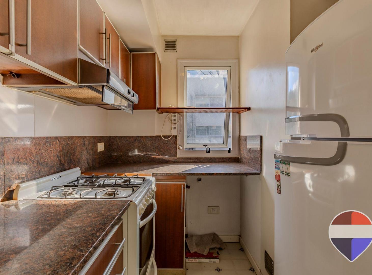 Foto de TRIPLEX EN VENTA, 2 DORMITORIOS, CON COCHERA, imagen 2