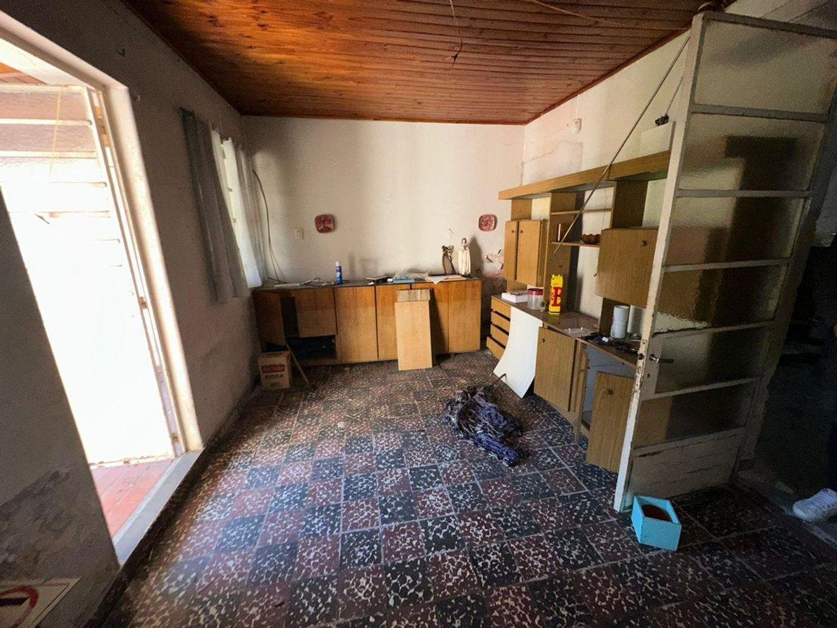 Foto de VENTA CASA A REFACCIONAR LA PLATA, imagen 5