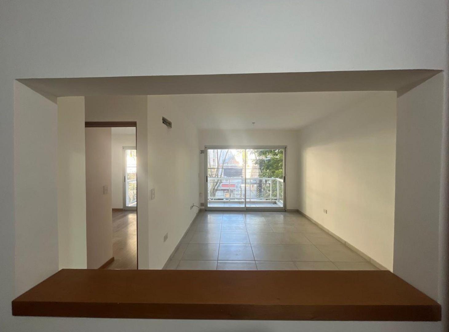 Foto de Departamento de 1 dorm. con cochera en alquiler, imagen 5