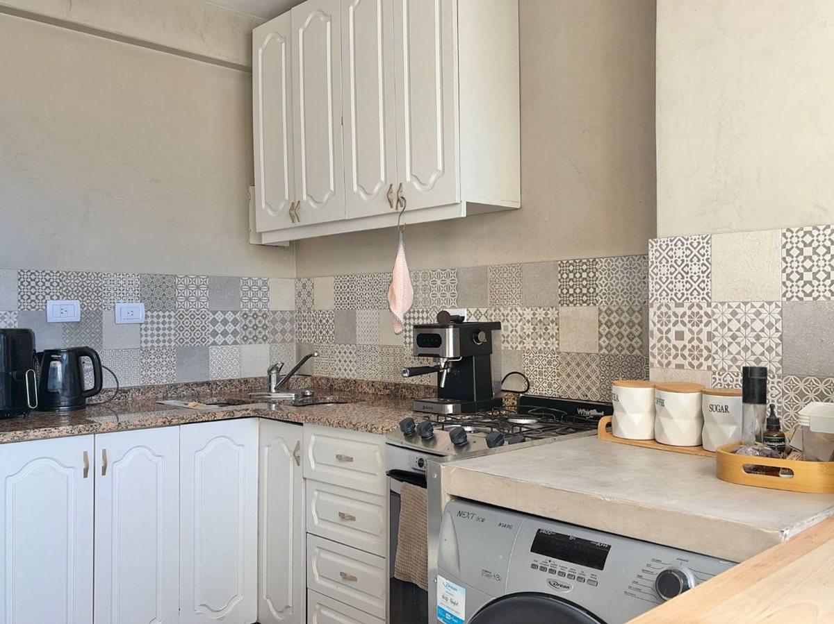 Foto de Venta 3 ambientes reciclado con balcón Flores, imagen 2