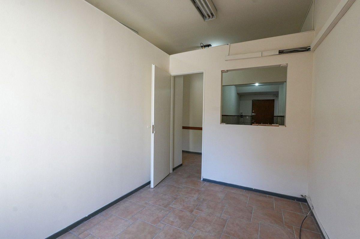 Foto de Alquiler Comercial Ideal Consultorio en San Miguel, imagen 2