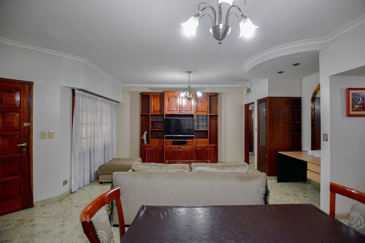 Foto de CASA EN VENTA EN LA PLATA DE 3 DORMITORIOS, imagen 3