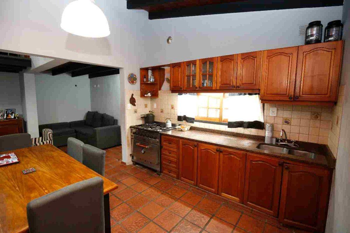 Foto de Casa en venta en La Plata, imagen 3