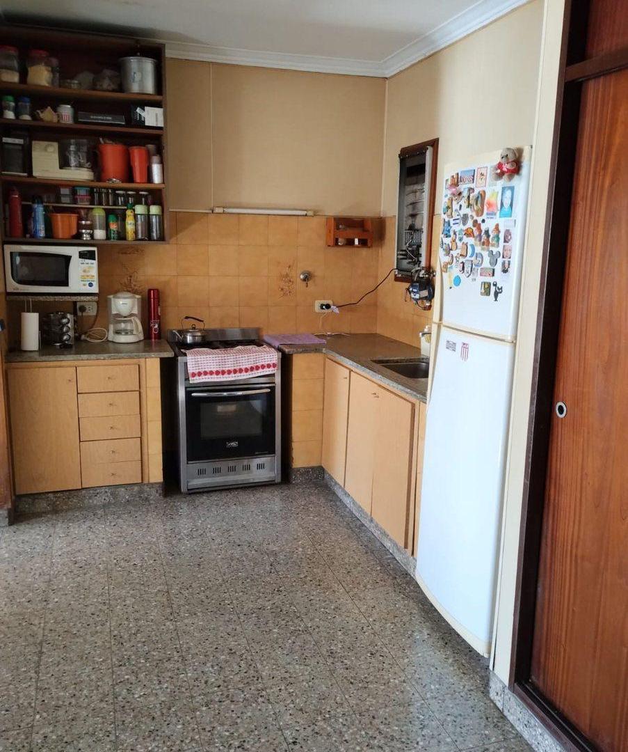 Foto de CASA, DEPARTAMENTO Y GALPON EN VENTA EN LA PLATA, imagen 1