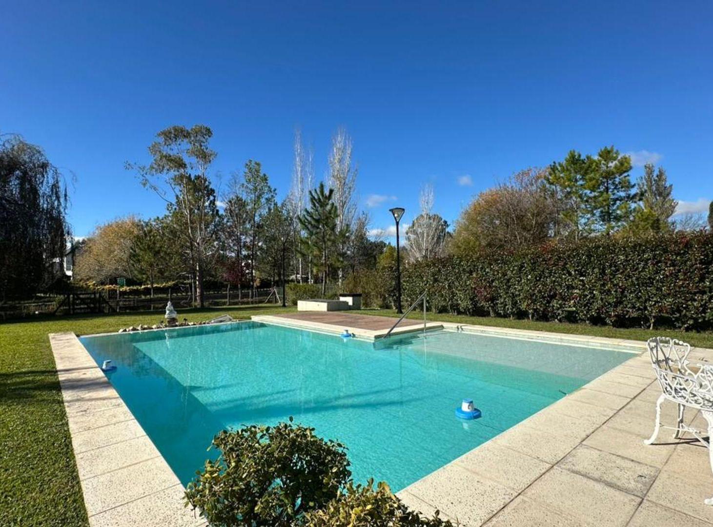 Foto de Casa en venta con 3 dormitorios en Miralagos, imagen 2