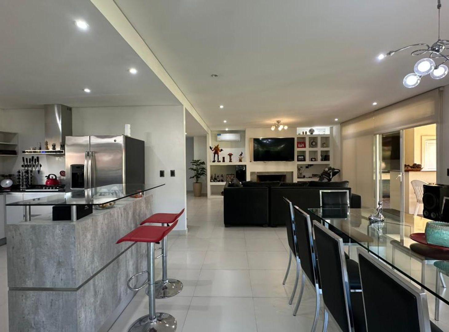 Foto de Casa en venta con 3 dormitorios en Miralagos, imagen 4