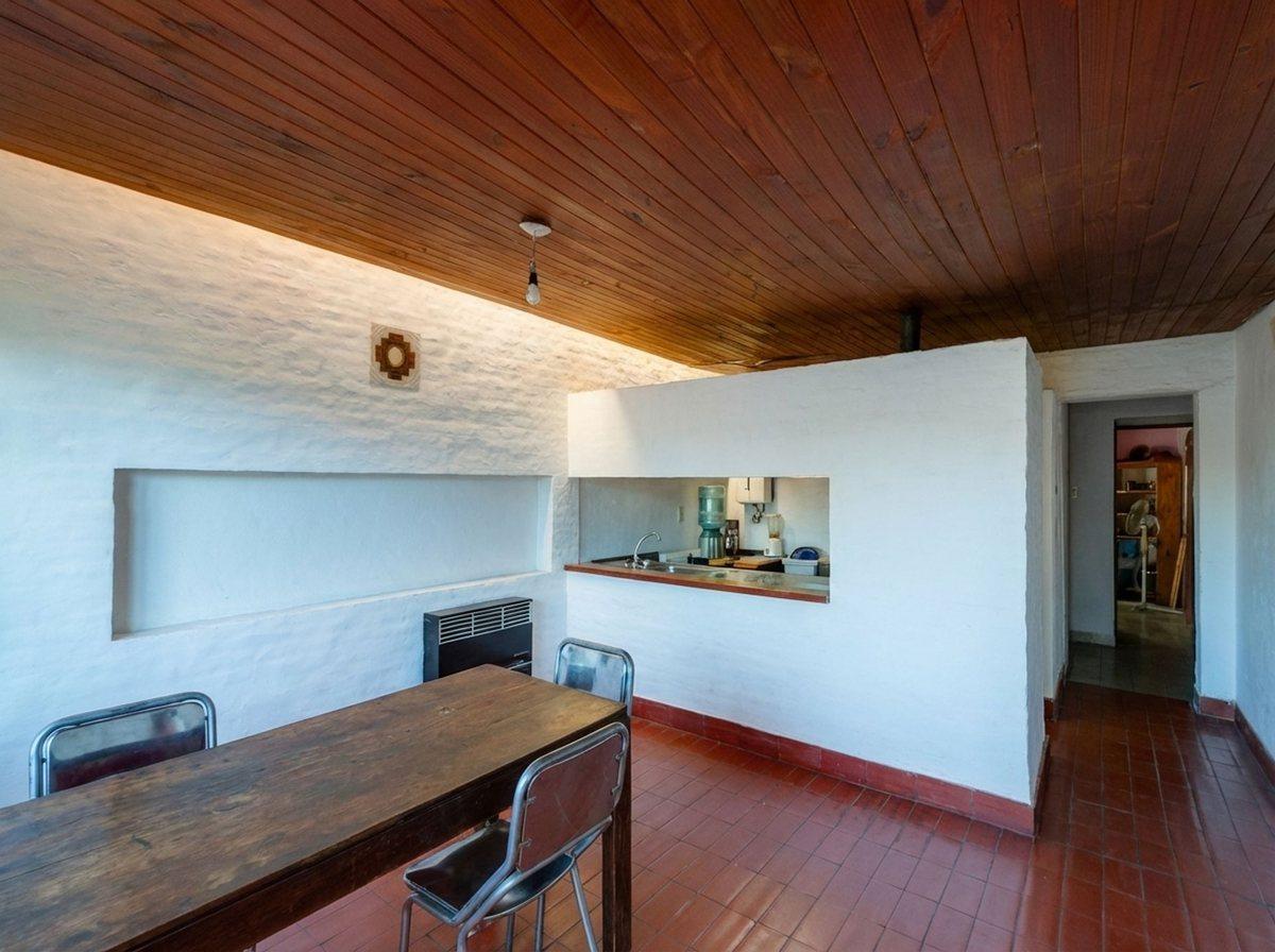 Foto de VENTA DE CASA DE 3 DORMITORIOS Y 600 MTS DE JARDIN, imagen 4