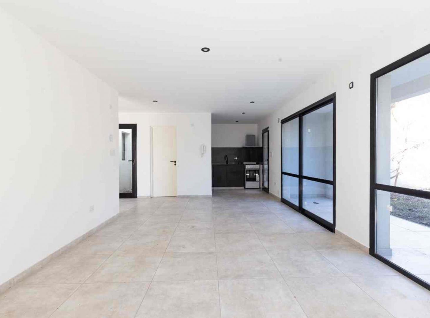 Foto de Venta casa en City Bell, imagen 2